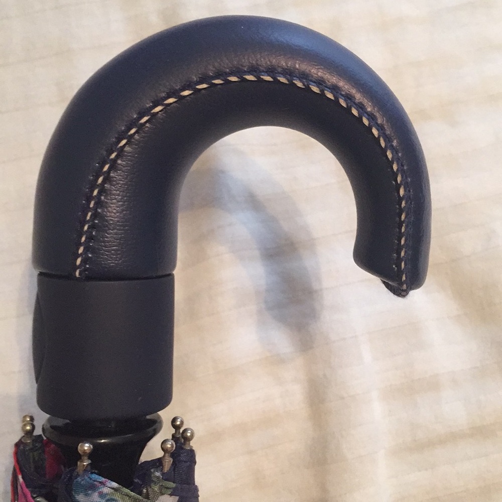 Need an umbrella? Best Selling Floral Umbrella! - Picture 6 of 6